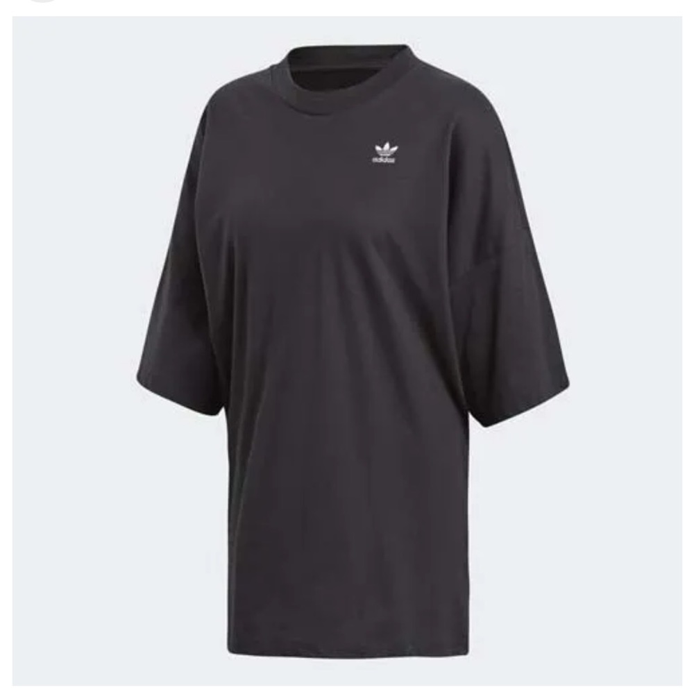 Adidas black oversized tee